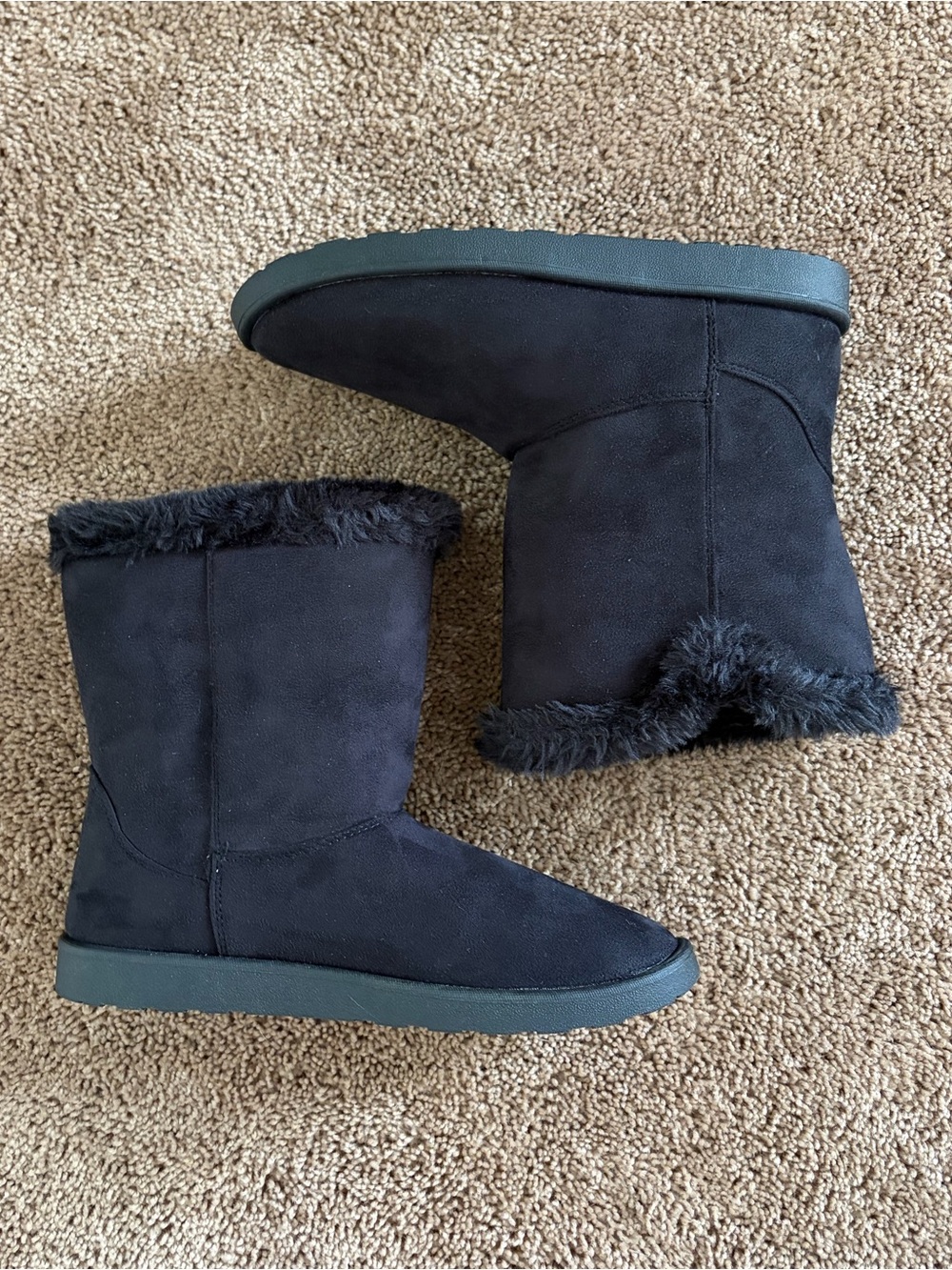 Women's Black Faux Fur Lined Ankle Booties